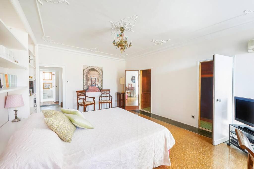 Ca' Fenice, Charming Apartment In San Marco, Sleep 7 البندقية المظهر الخارجي الصورة