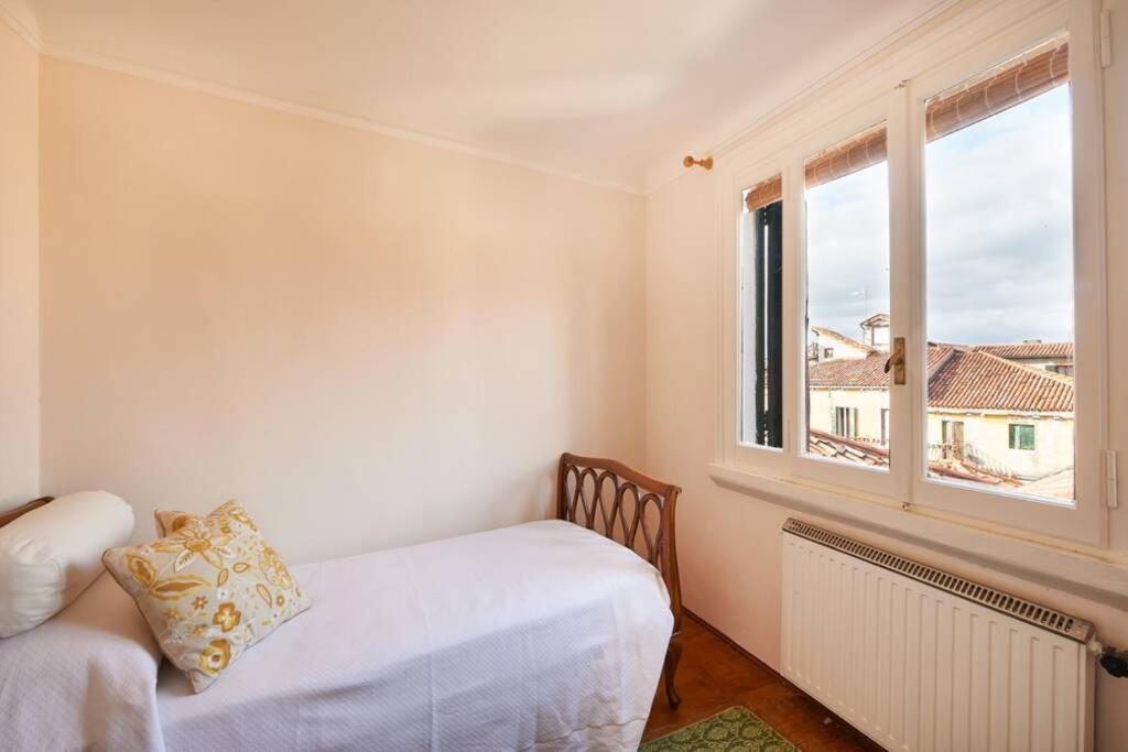 Ca' Fenice, Charming Apartment In San Marco, Sleep 7 البندقية المظهر الخارجي الصورة