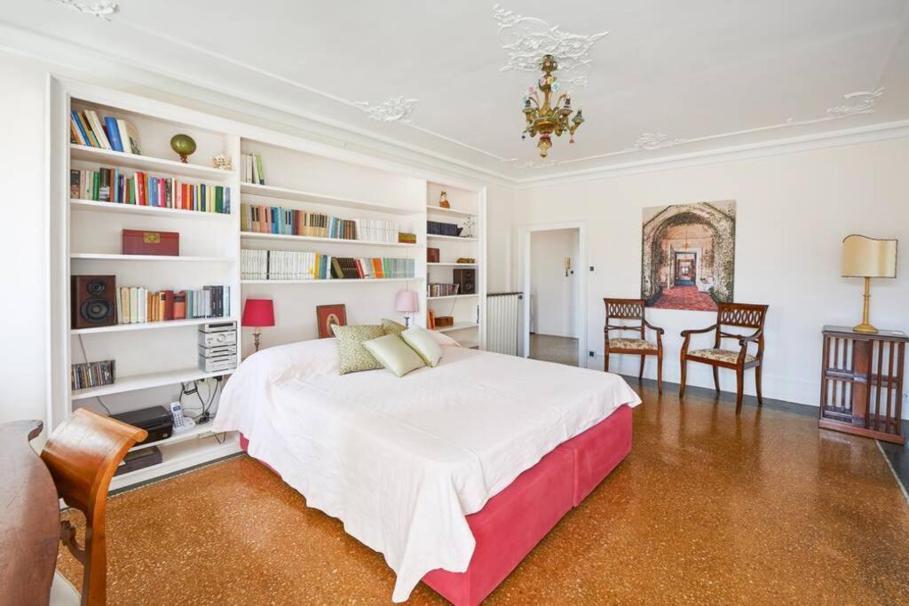 Ca' Fenice, Charming Apartment In San Marco, Sleep 7 البندقية المظهر الخارجي الصورة