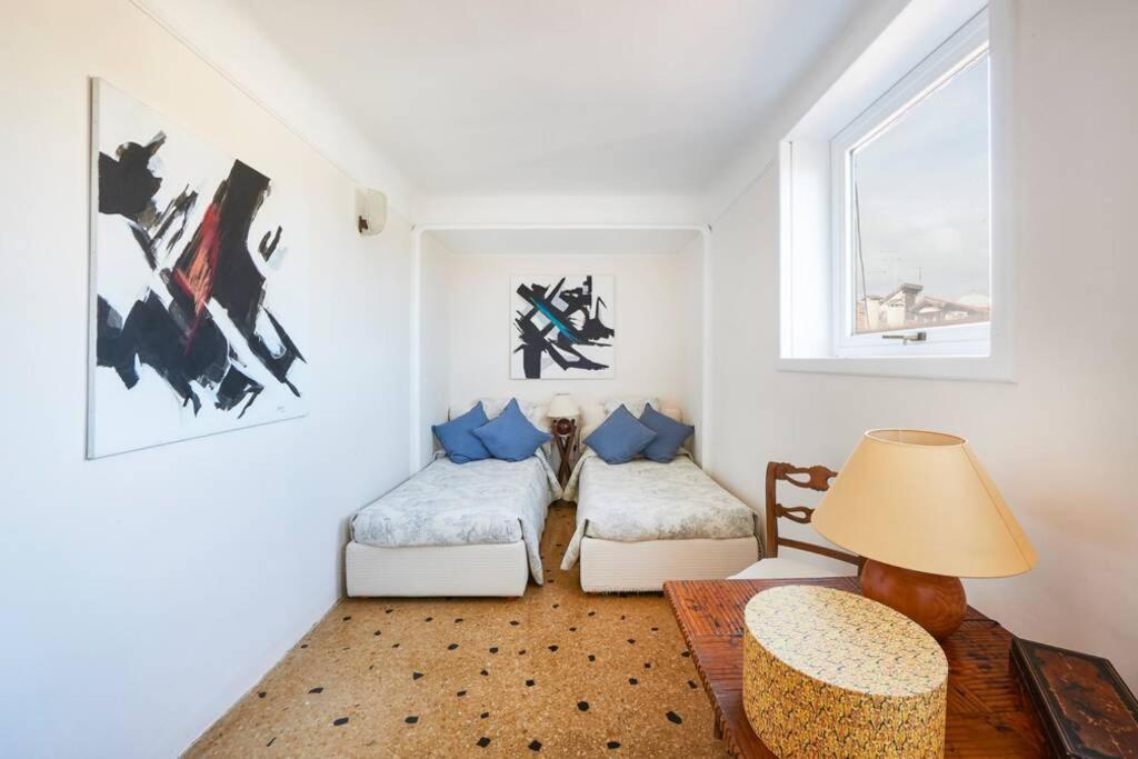 Ca' Fenice, Charming Apartment In San Marco, Sleep 7 البندقية المظهر الخارجي الصورة