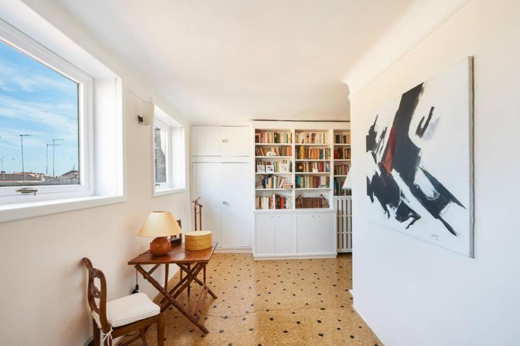 Ca' Fenice, Charming Apartment In San Marco, Sleep 7 البندقية المظهر الخارجي الصورة